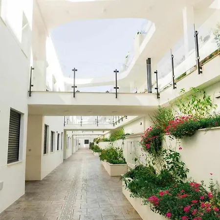 Апартаменты Light And Modern Sea View *